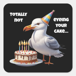 Funny Seagull Cake Joke - Totally Innocent! Quadratischer Aufkleber