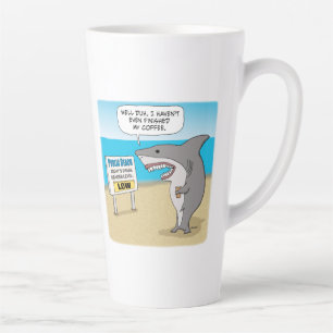 Funny Shark braucht Kaffee vor der Arbeit Zwei-Ton Milchtasse