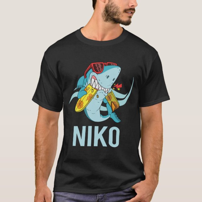 Funny Shark - Niko Name T-Shirt (Vorderseite)