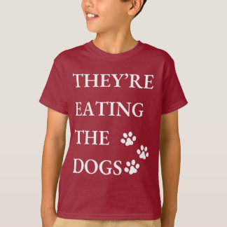 Funny, sie essen die Hunde in Springfield T-Shirt