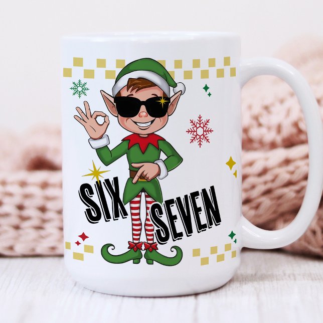 Funny Six Seven 67 6 7 Meme Christmas Elf Holiday Kaffeetasse (Six seven 67 funny meme trending retro Xmas santa's elf holiday humor Christmas coffee mug gift)