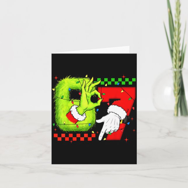 Funny Six Seven 67 Meme 6 7 Christmas Elf Hand Boy Karte (Vorderseite)