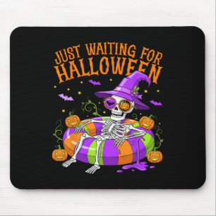 Funny Skeletts Float gerade Gewartet zu Halloween Mousepad