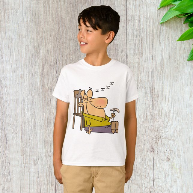 Funny Sleepy Man Napping mit Sandwich T-Shirt (Von Creator hochgeladen)