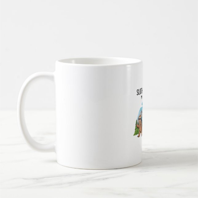 Funny Sloth Wandern Klassischer T - Shirt_6 Kaffeetasse (Links)