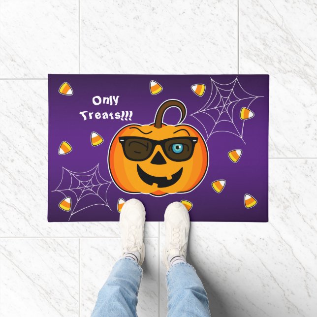 Funny Spooky Pumpkin iconic Wink S Nur Leckereien! Fußmatte (Indoor)