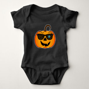 Funny Spooky Pumpkin Ikonic Wink S auf dunkel Baby Strampler
