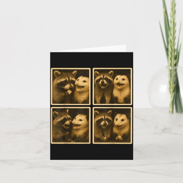 Funny Ssum And Raccoon Photobooth Selfie Trash Fer Karte (Vorderseite)