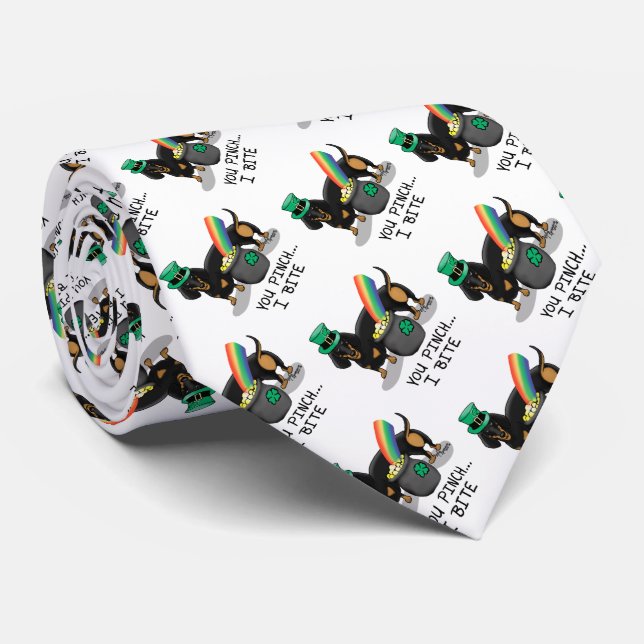 Funny St. Patrick's Day Dackel (schwarz & tan) Krawatte (Gerollt)