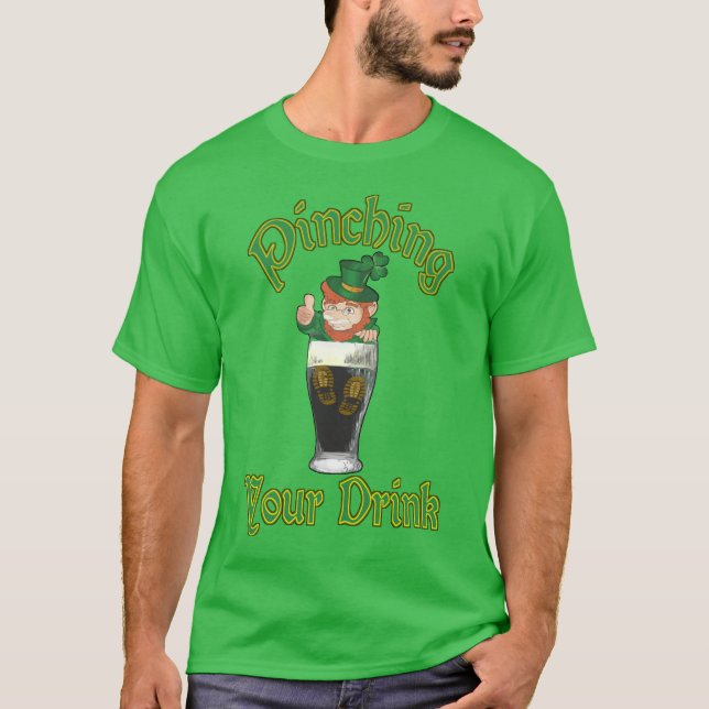 Funny St Patrick's Day Pinching T-Shirt (Vorderseite)