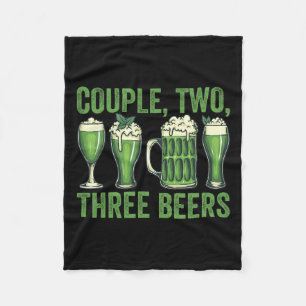 Funny St Patricks Day Shirt Zwei Grün Fleecedecke