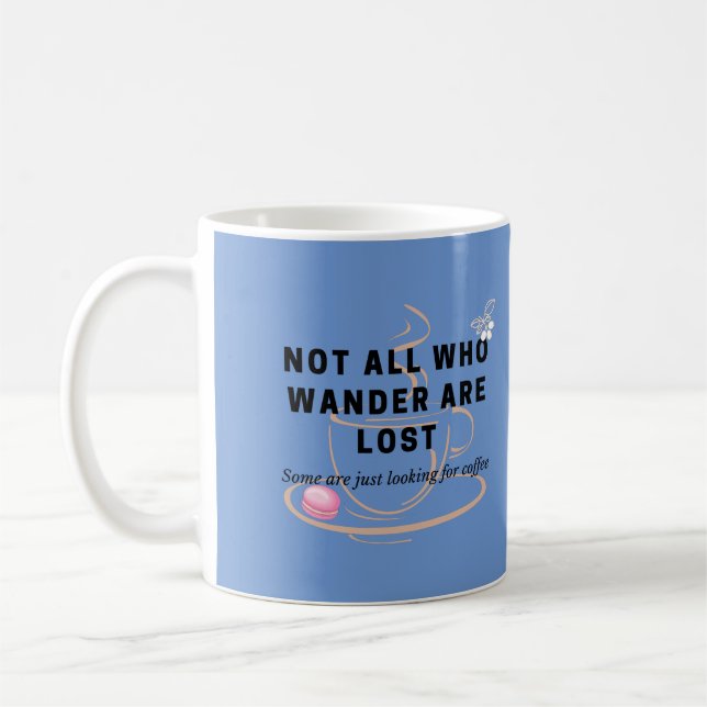 Funny sucht Kaffee-Zitat und persönliche Nachricht Kaffeetasse (Links)
