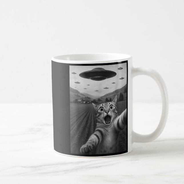 Funny Surprised Ed Cat Selfie With Alien Ufo Cat U Kaffeetasse (Rechts)