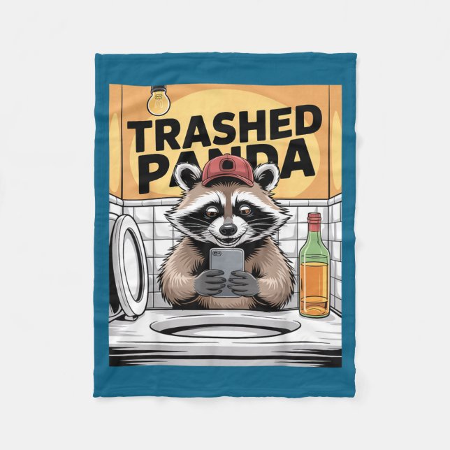 Funny Trashed Panda Raccoon Gets Drunk  Fleecedecke (Vorderseite)