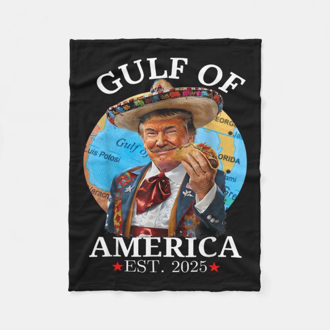 Funny Trump Shirt Gulf of US America Est 2025 Fleecedecke (Vorderseite)