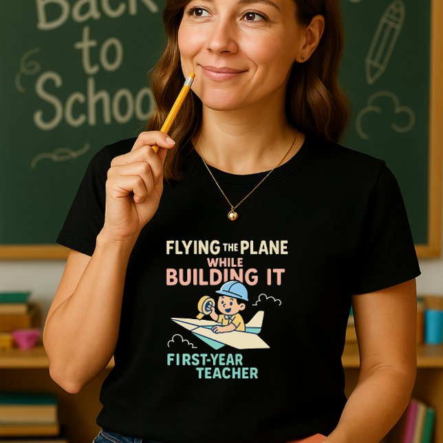 Funny und Niedlich First Year Teacher T-Shirt (Von Creator hochgeladen)