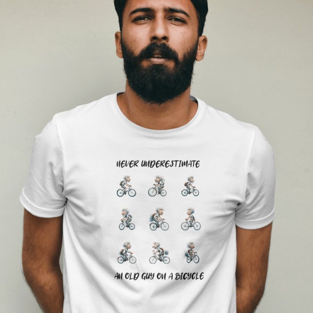 Funny Unterschätze niemals einen alten Typ auf ein T-Shirt (Von Creator hochgeladen)