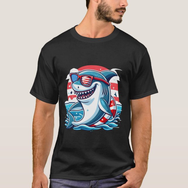 Funny US Flag Sunglasses Cool American Shark Ocean T-Shirt (Vorderseite)