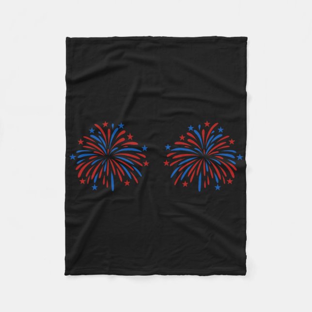 Funny Usa Fireworks Couple Just Here For The Firew Fleecedecke (Vorderseite)