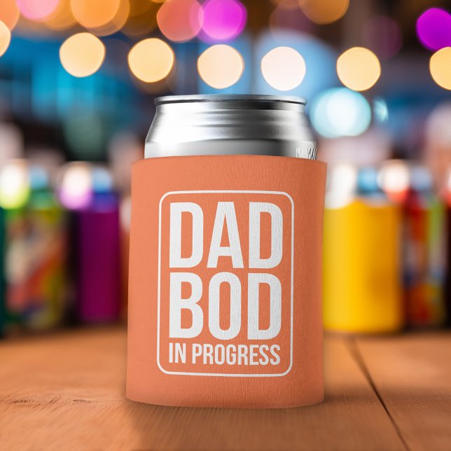 Funny Vater Bod in Progress Spaß Vatertag Dosenkühler (Funny Can Cooler - Dad Bod in Progress - Father's Day Gift or a New Dad Favor)