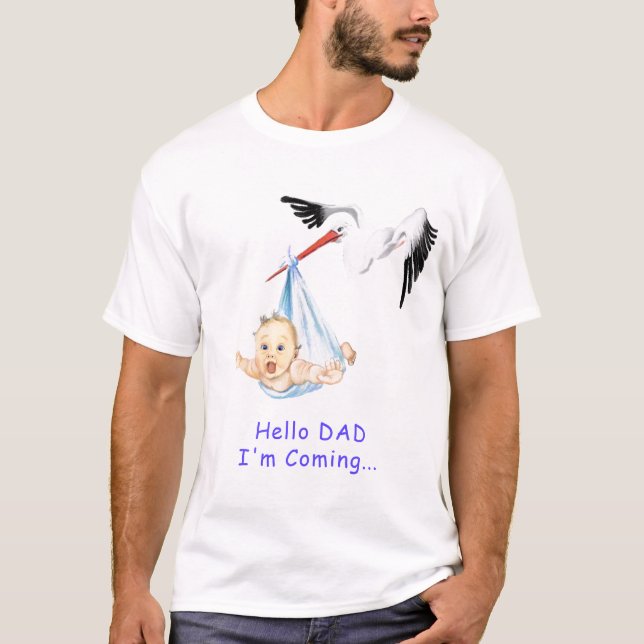 Funny Vater zum T - Shirt mit Storch, der Baby trä (Vorderseite)