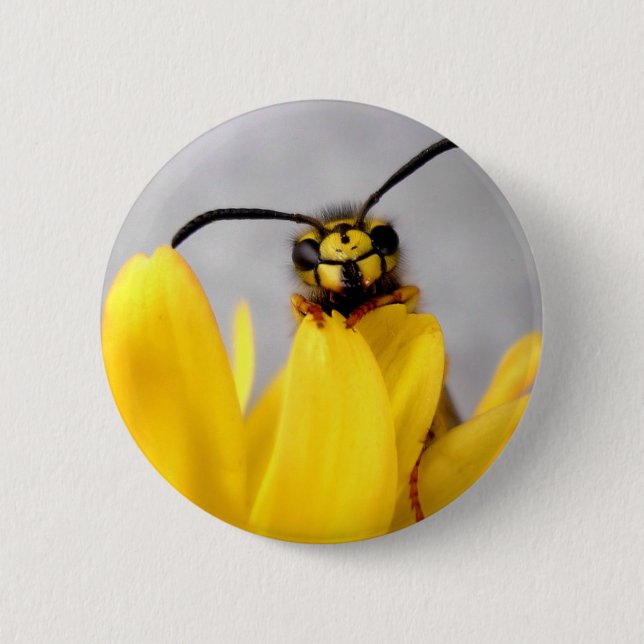 Funny Wasp Button (Vorderseite)