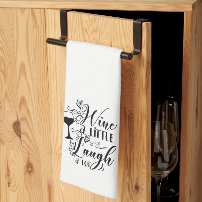 Funny Wine Ein wenig lachen Eine Menge Geschirrtuch (Drittel gefaltet)