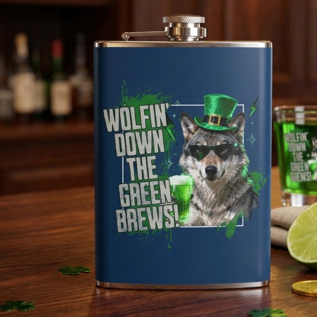 Funny Wolfin Down Green Brews St Patricks Day Flachmann (Von Creator hochgeladen)