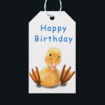 Funny Yellow Duck Playful Wink - Happy Birthday Geschenkanhänger<br><div class="desc">Alles Gute zum Geburtstag - Funny Yellow Duck Playful Wink Happy Lächeln Cartoon Zeichn und Text - Wählen / Fügen Sie Ihren einzigartigen Text / Schriftart / Farbe - Make Your Special Gift - Vergrössern und verschieben oder entfernen und fügen Sie Elemente / Bild mit Anpassungs-Tool! - Zeichn und Design...</div>