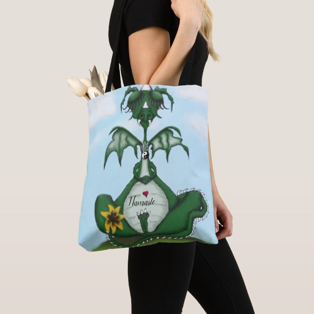 Funny Yogi Dragon Painting Tasche (Von Nahem)