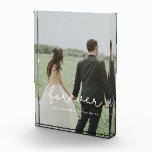 Für immer niedliche whimsical Hochzeit Fotoblock<br><div class="desc">Zeigen Sie Ihre Lieblingsfotos mit diesem modernen Foto-Block,  mit dem Wort Forever in einem schönen Textüberlagerungsformat. Sie können die Farbe und Größe des Textes ganz einfach ändern,  um es Ihrem Bild anzupassen.</div>