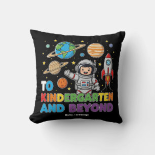 Für Kindergarten und Jenseits des Astronauten Funn Kissen