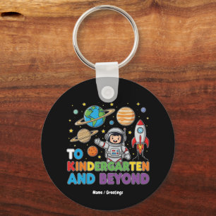 Für Kindergarten und Jenseits des Astronauten Funn Schlüsselanhänger