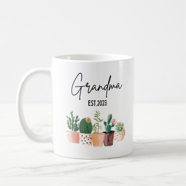 Für Oma 2023 Tasse, Oma Est 2023 Tasse (Links)