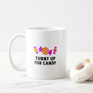 Für Süßigkeiten mit Süßigkeiten auftauchen Kaffeetasse