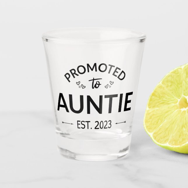 Für Tanten nach Osten. 2023 II Schnapsglas (Vorderseite)