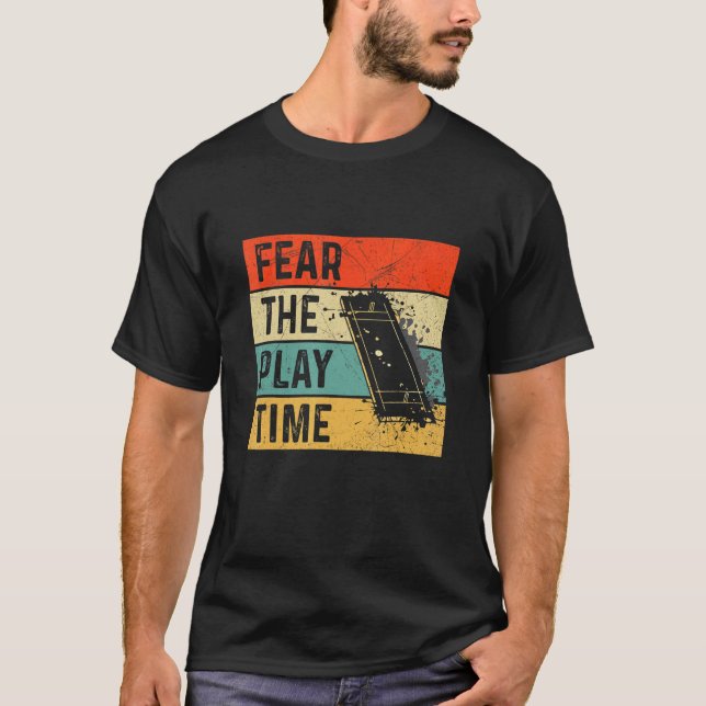 Furcht vor dem Zeitangebot für einen Cricketspiele T-Shirt (Vorderseite)