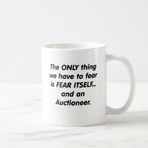 Furchtauktionator Kaffeetasse