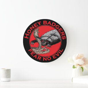 Fürchte kein Böses Badass Honigdachs Rot Tier Kuns Große Wanduhr
