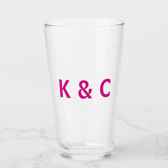 Fuschia Monogram Modern Wedding Glas (Vorderseite)