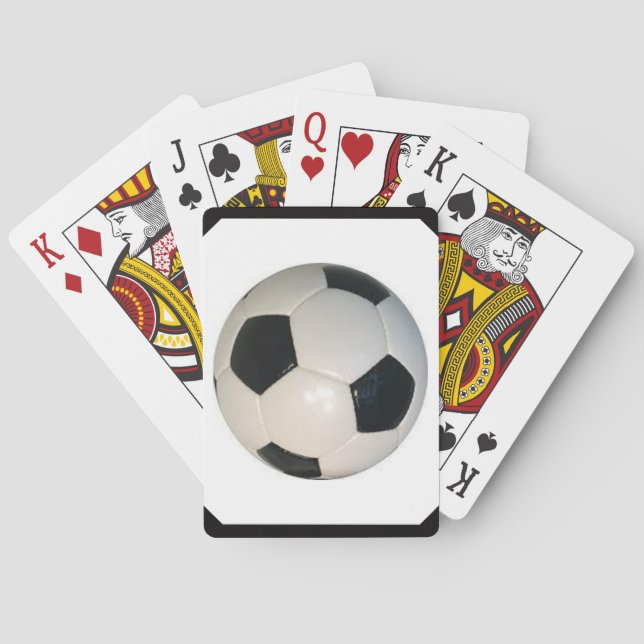 Fußball auf einem Kartensatz Spielkarten (Rückseite)