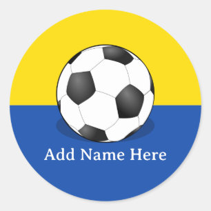 Fußball auf gelbem und blauem Hintergrund Runder Aufkleber