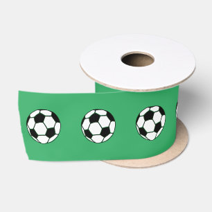 Fußball-Ball Zeichnend auf grünem Background Satinband