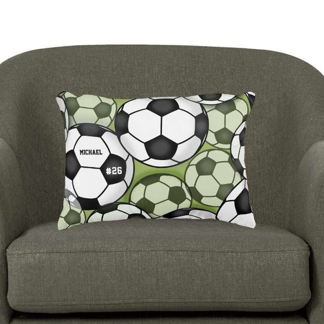 Fußball Balls Black & White Boy's Kids Name Number Dekokissen (Von Creator hochgeladen)