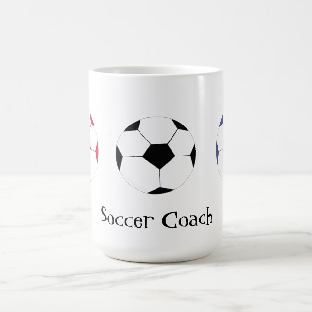Fußball-Coach - Drei bunte Fußballbälle Kaffeetasse (Mittel)