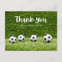 Fußball Danke, dass ihr mit dem Ball auf grünem Gr