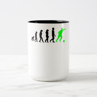 Fußball-Evolution (Grün) Zweifarbige Tasse