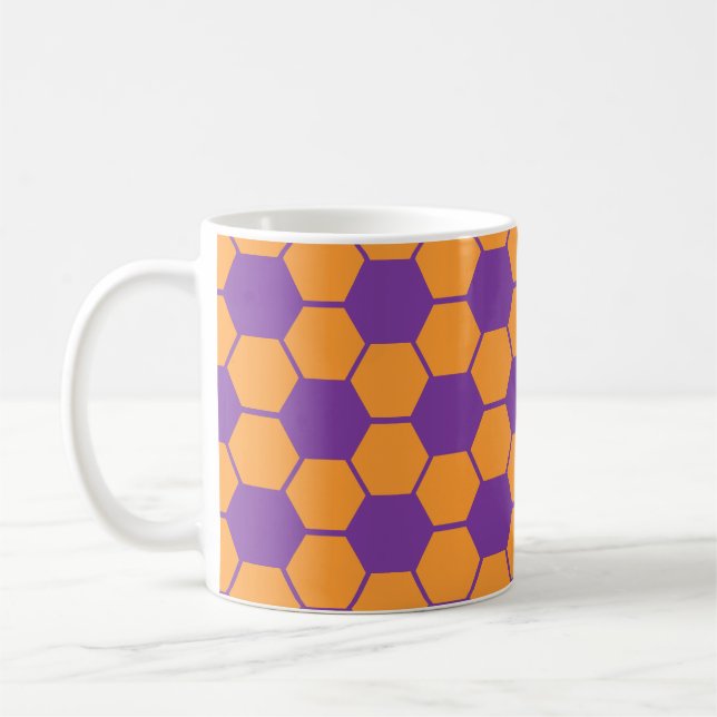 Fußball / Fußball-Ball Textur - Lila & orange Kaffeetasse (Links)