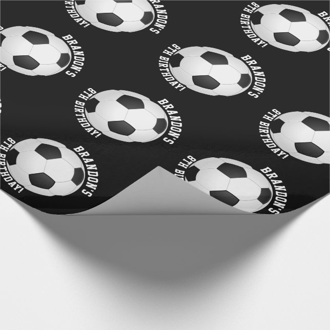 Fußball-Geburtstags-personalisierter Name des Geschenkpapier (Ecke)