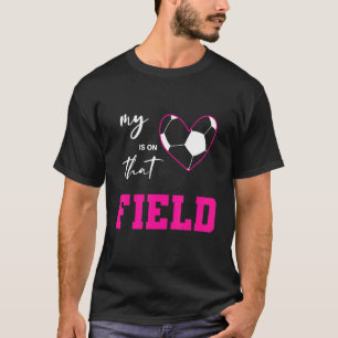 Fußball-Grafik für mein Herz ist in diesem Feld Fu T-Shirt